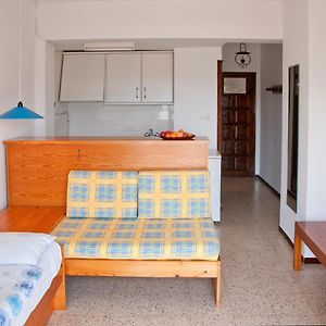 Estudio con Cama King